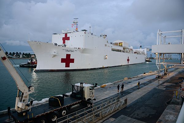 Photo of hospital ship USNS Comfort