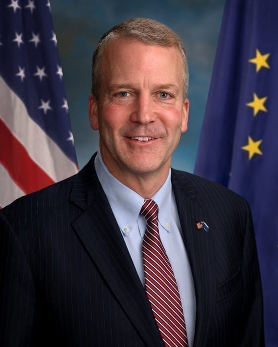 Official photo of Senator Sullivan